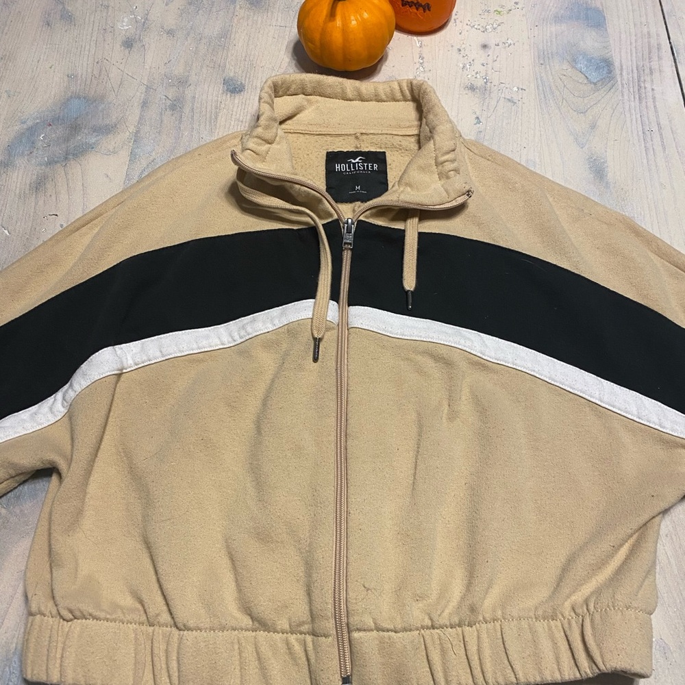 Hollister jacket.   Women’s medium